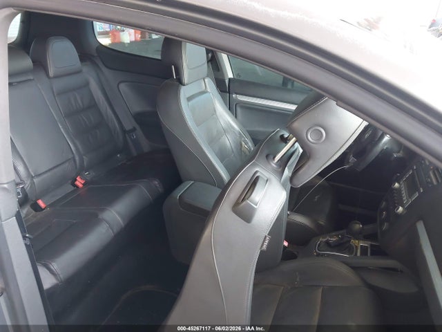 Volkswagen R32