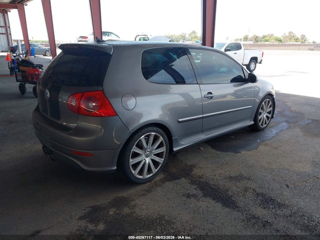 Volkswagen R32