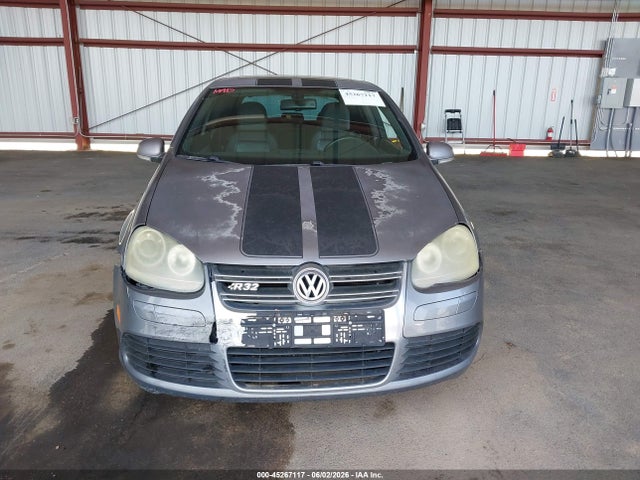 Volkswagen R32