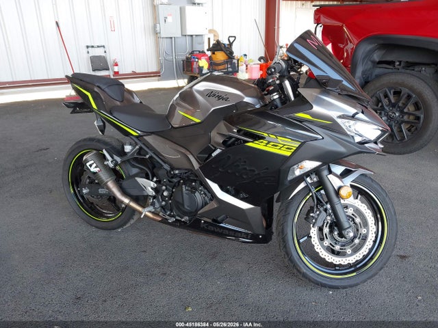 Kawasaki Ex400