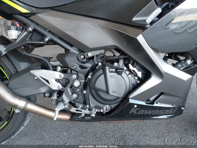 Kawasaki Ex400