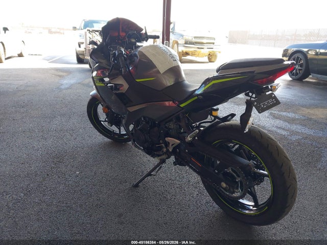Kawasaki Ex400