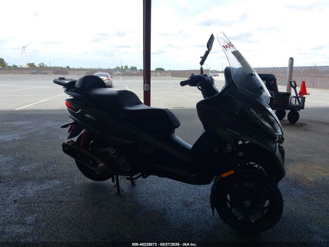 Salvage Piaggio Mp3 500 Image