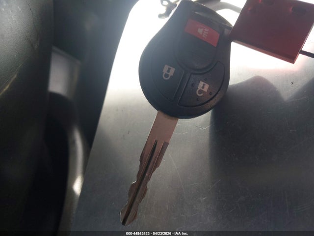 Nissan cube 1.8s