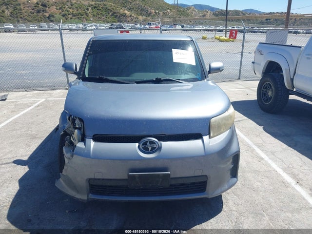 Scion xB