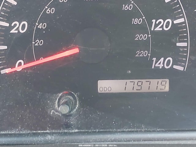 Toyota Camry Le V6