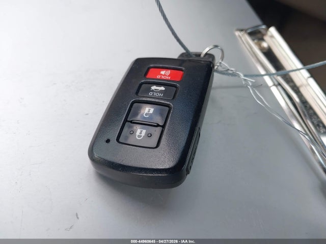 Toyota Camry Xle