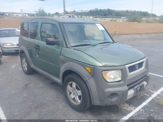 Salvage Honda Element Image