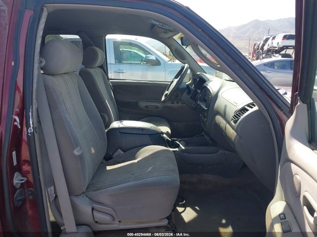 Toyota Tundra Sr5 V8