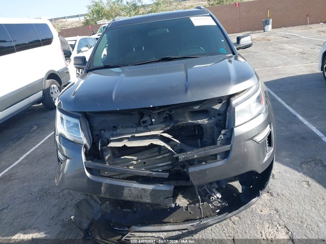 Ford Explorer Xlt