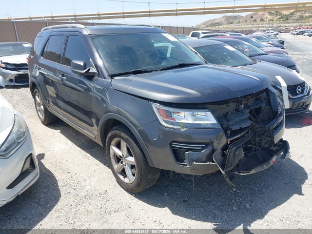 Salvage Ford Explorer Image