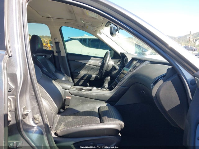 INFINITI Q50 3.0t Sport