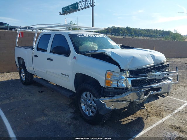 Salvage Chevrolet Silverado 2500 Image