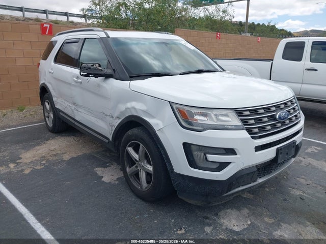 Salvage Ford Explorer Image