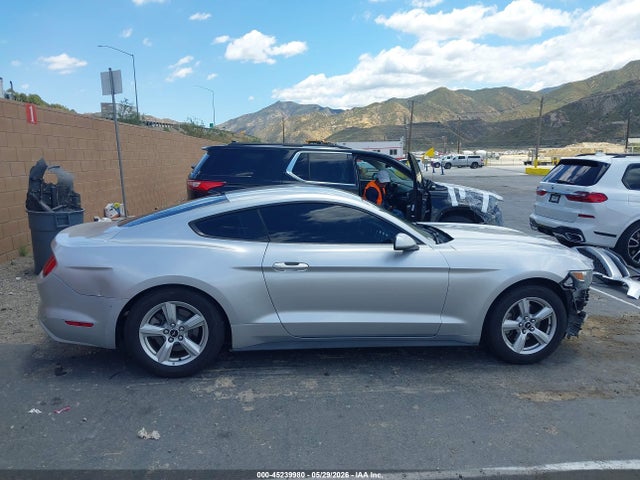 Ford Mustang V6