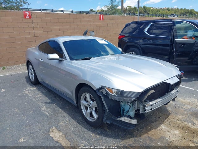 Salvage Ford Mustang Image