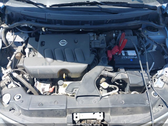 Nissan Versa 1.8s