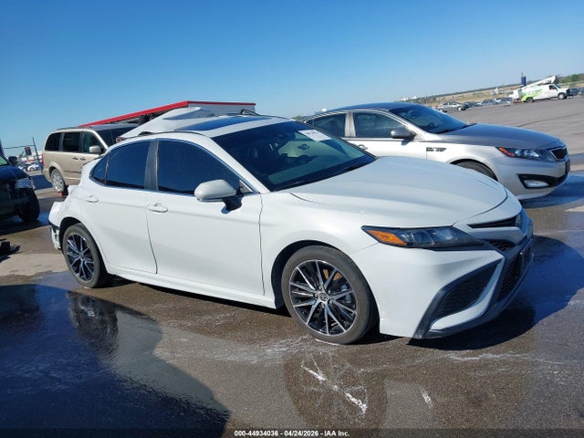 Toyota Camry Se