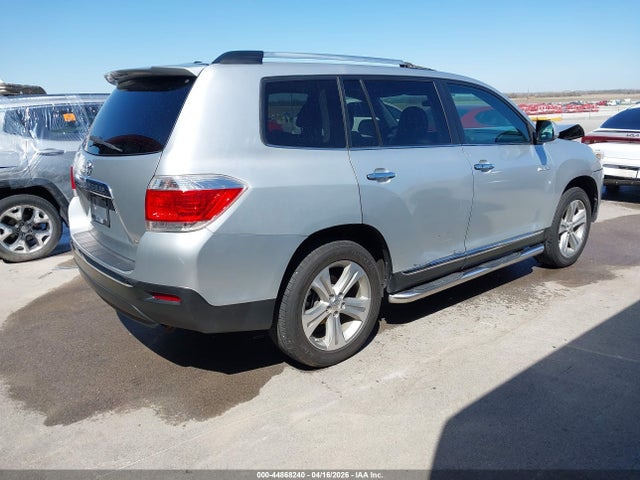 Toyota Highlander Limited V6