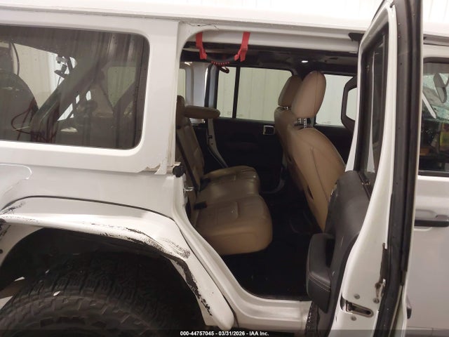 Jeep Wrangler Sahara 4x4