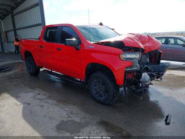 Salvage Chevrolet Silverado 1500 Image