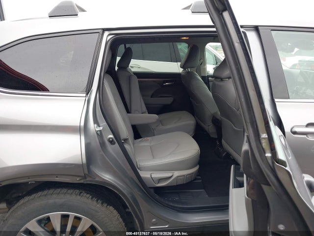 Toyota Highlander Platinum