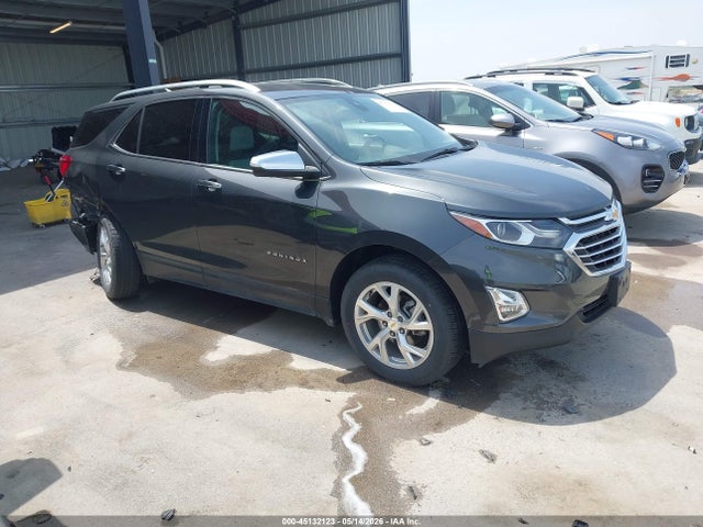 Salvage Chevrolet Equinox Image