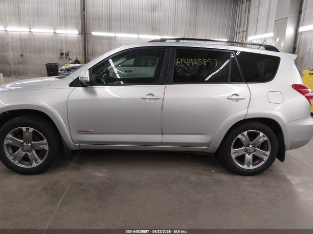 Toyota RAV4 Sport V6