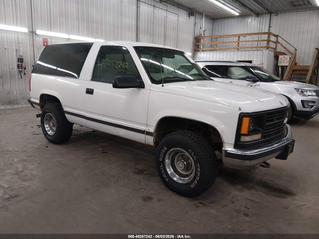 Salvage Chevrolet Tahoe Image
