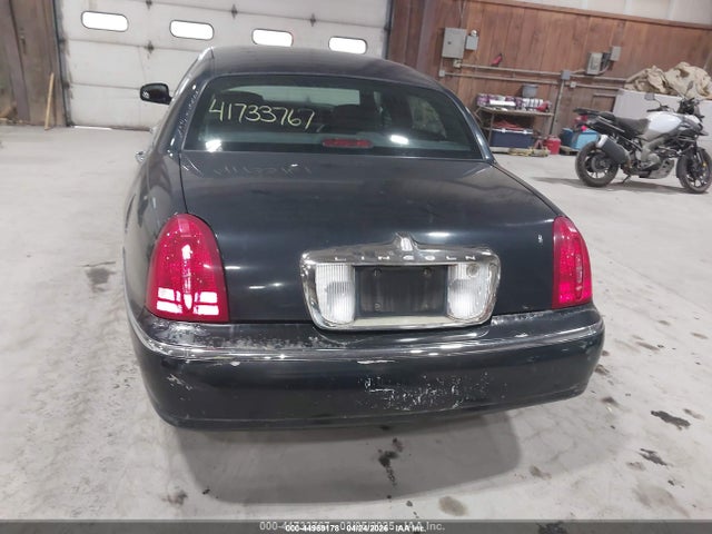 Lincoln Towncar Executive