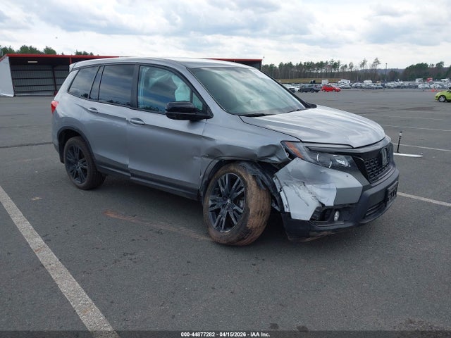 Salvage Honda Passport Image