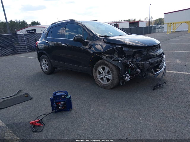 Salvage Chevrolet Trax Image