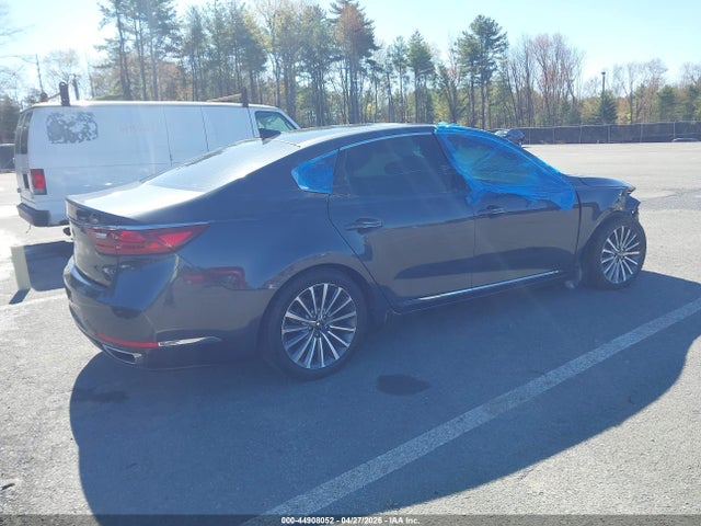 Kia Cadenza Technology