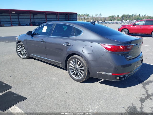 Kia Cadenza Technology
