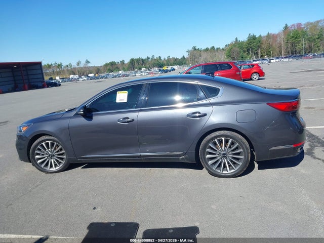 Kia Cadenza Technology