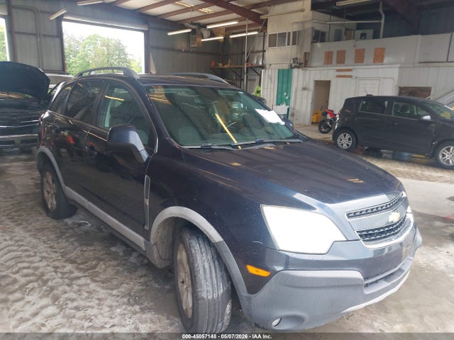Salvage Chevrolet Captiva Image