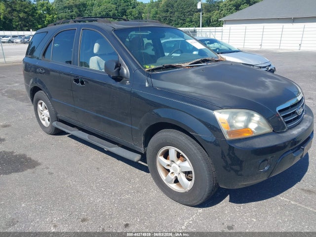 Salvage Kia Sorento Image