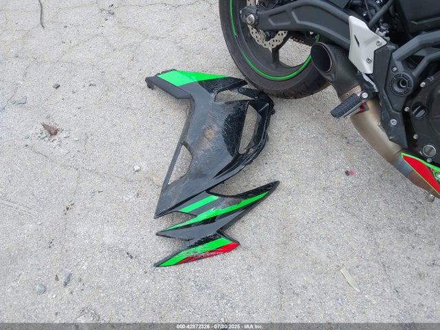 Kawasaki Ex650 N