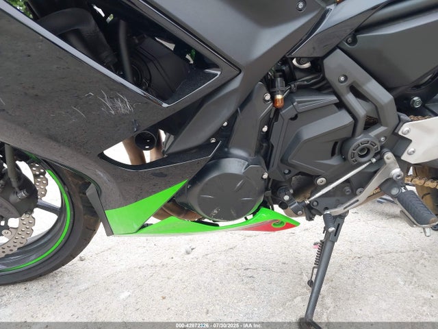 Kawasaki Ex650 N