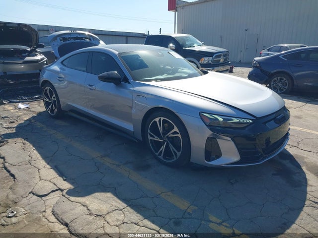 Salvage Audi e-tron Image