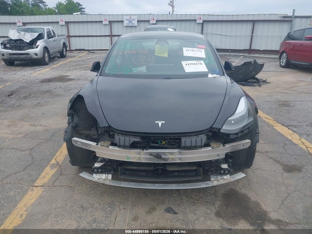 Tesla Model 3 Standard Range Plus Rear-wheel Drive