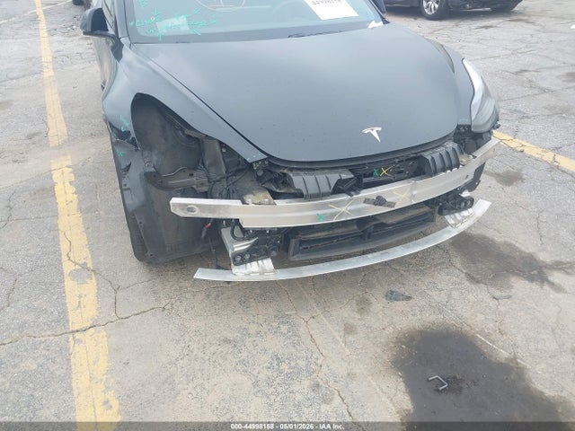 Tesla Model 3 Standard Range Plus Rear-wheel Drive