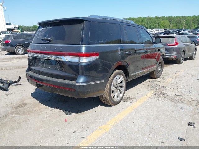 Lincoln Navigator Reserve