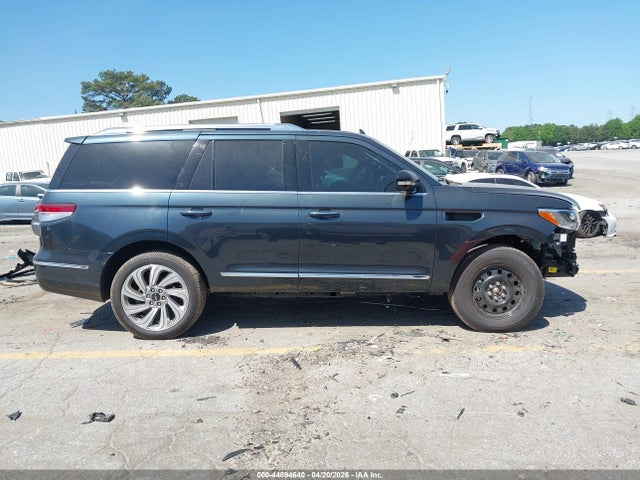 Lincoln Navigator Reserve