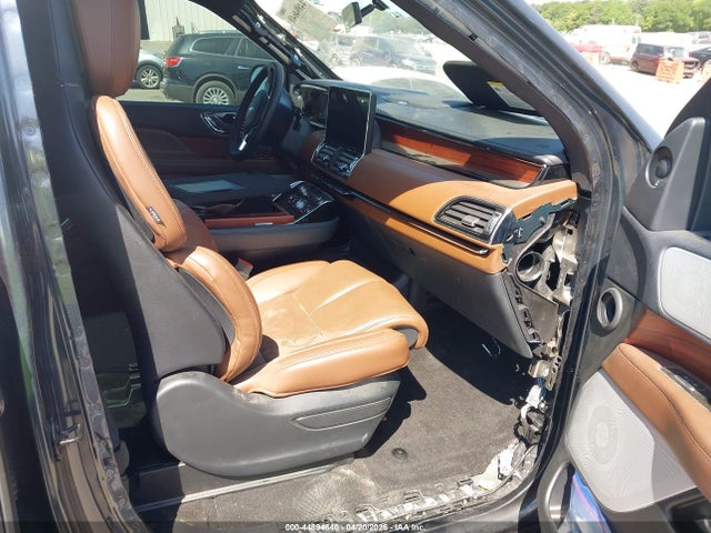 Lincoln Navigator Reserve