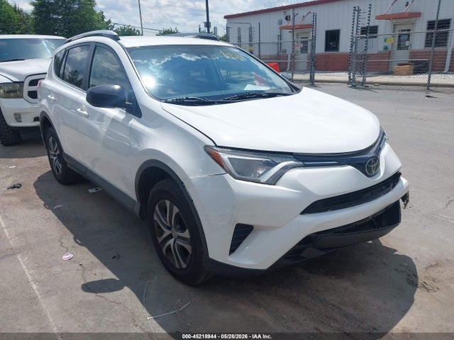 Salvage Toyota RAV4 Image