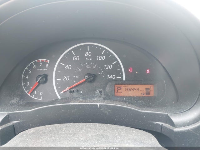 Nissan Versa 1.6 S+