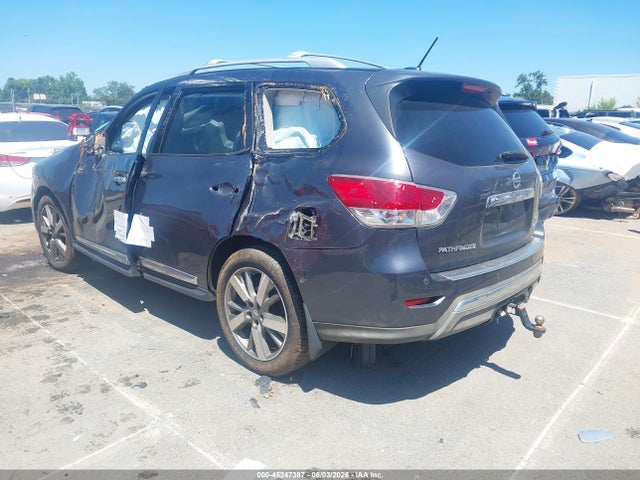 Nissan Pathfinder Platinum
