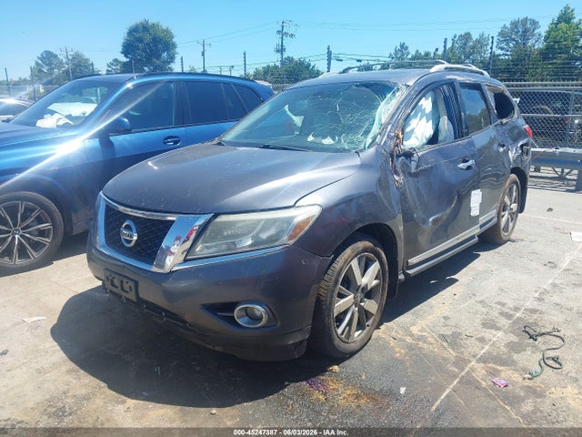 Nissan Pathfinder Platinum