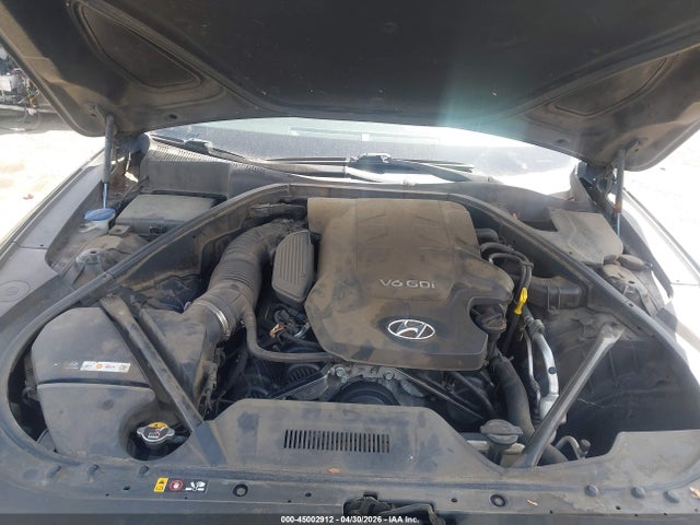 Hyundai Genesis 3.8